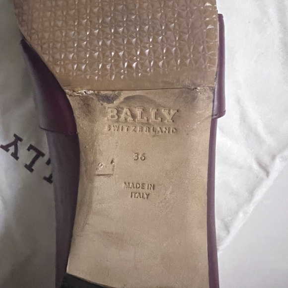 NEW BALLY Burgundy round buckle loafers Size 36 - Picture 4 of 4